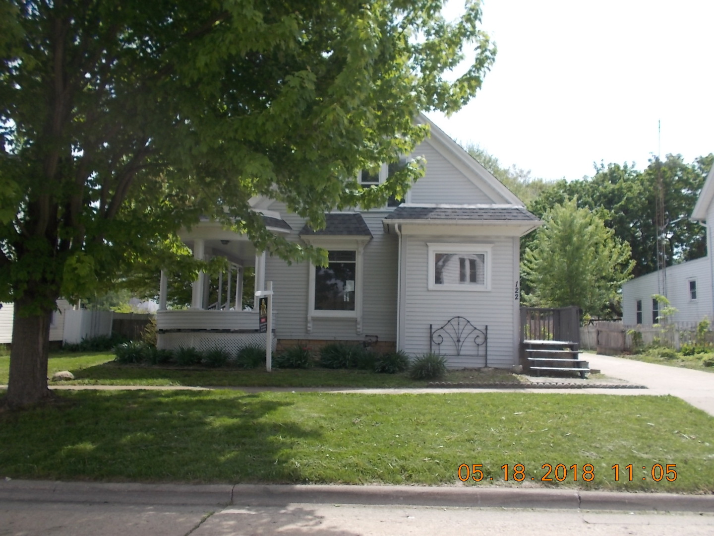 122 S Genoa Street Genoa, IL 60135 MLS 09859071 properties