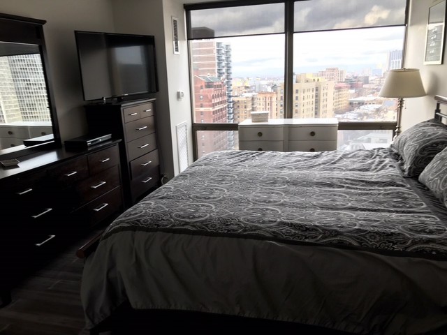 2650 N Lakeview Avenue #1601 Chicago, Illinois 60614 - Image 11