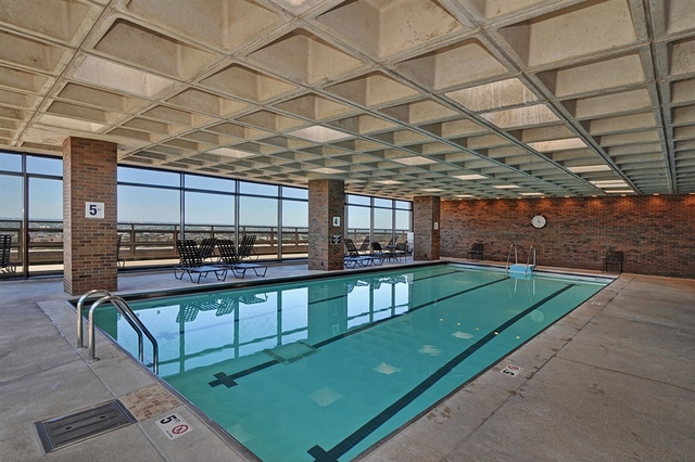 2650 N Lakeview Avenue #1601 Chicago, Illinois 60614 - Image 14