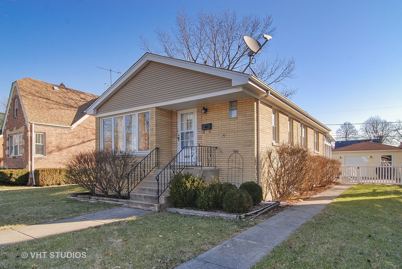 3231 Raymond Avenue Brookfield, IL 60513 MLS 09877228 properties