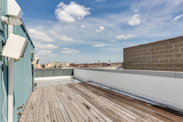 1545 W Montana Street #301 Chicago, Illinois 60614 - Image 24