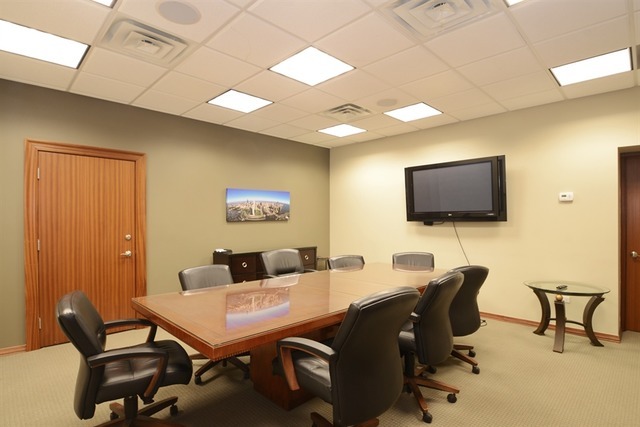 111 E Chestnut Street #34G Chicago, Illinois 60611 - Image 11