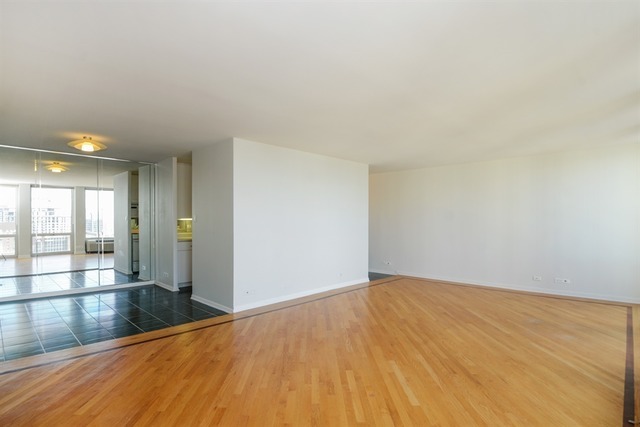 111 E Chestnut Street #34G Chicago, Illinois 60611 - Image 3