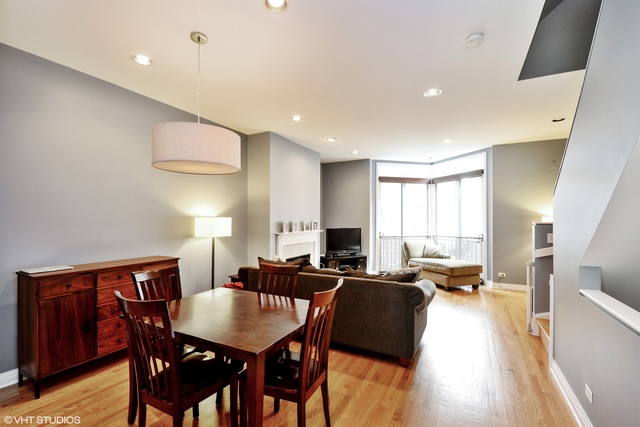 310 N Clinton Street #D Chicago, Illinois 60661 - Image 2