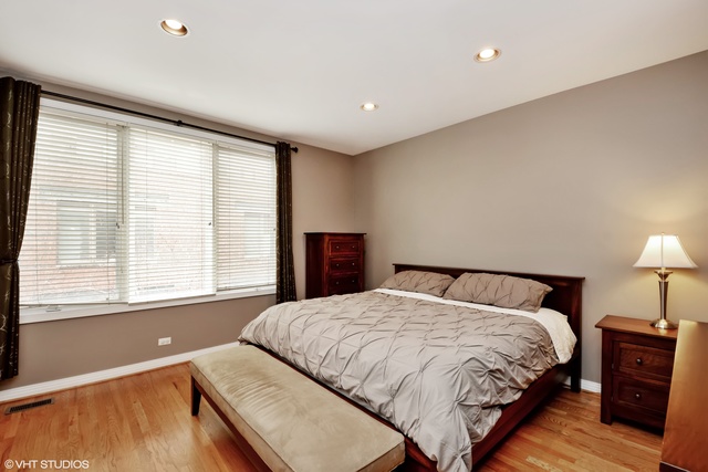 310 N Clinton Street #D Chicago, Illinois 60661 - Image 4