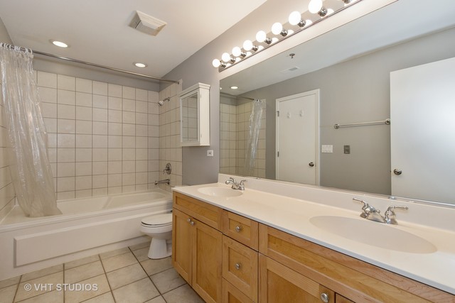 520 W Huron Street #202 Chicago, Illinois 60654 - Image 9