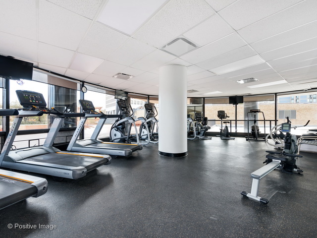 5415 N Sheridan Road #802 Chicago, Illinois 60640 - Image 17