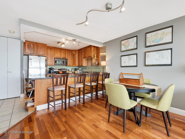 5415 N Sheridan Road #802 Chicago, Illinois 60640 - Image 9
