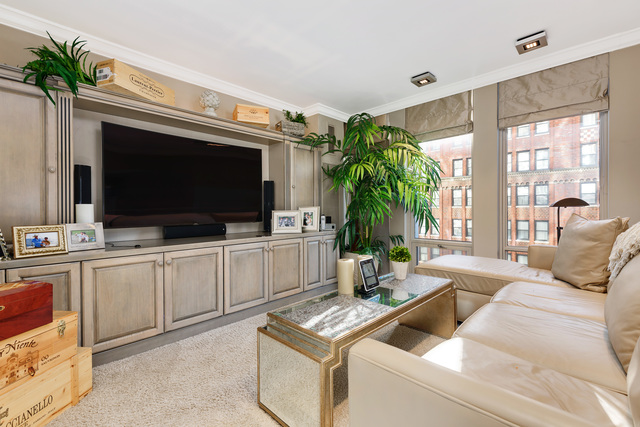 200 E Delaware Place #16F Chicago, Illinois 60611 - Image 15