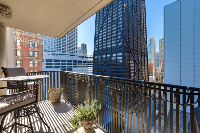 200 E Delaware Place #16F Chicago, Illinois 60611 - Image 21