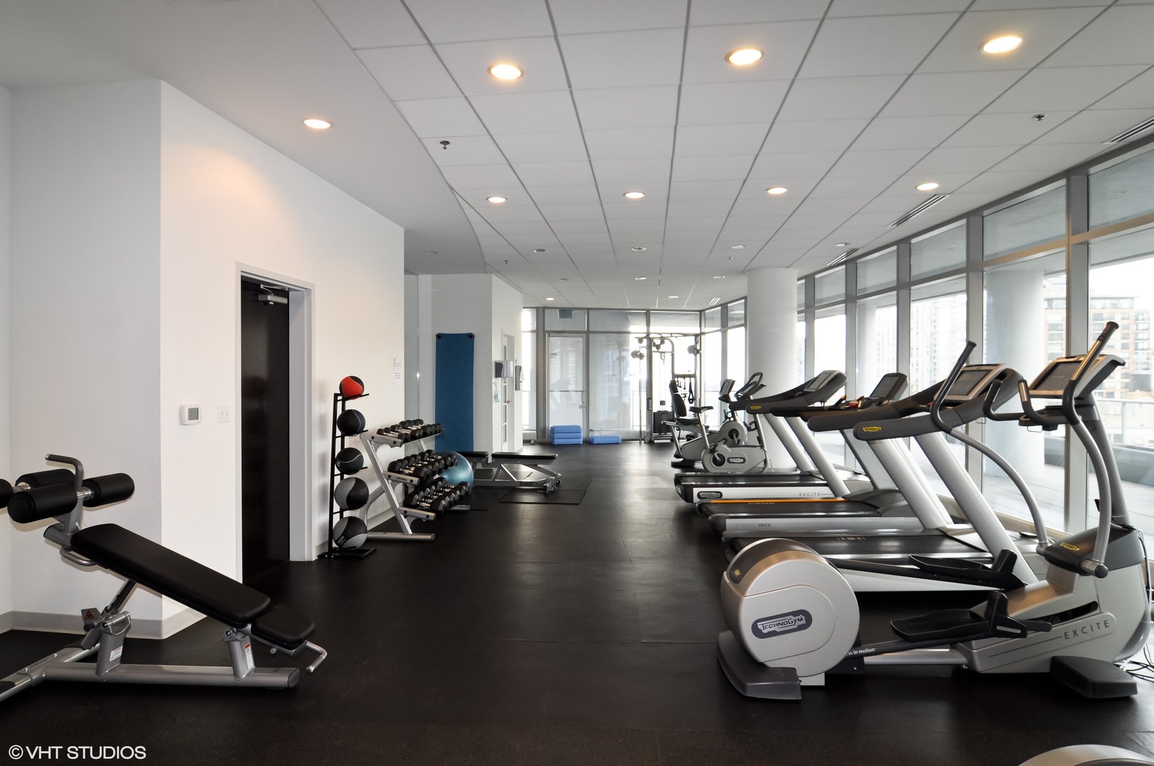 303 W Ohio Street #3606 Chicago, Illinois 60654 - Image 13