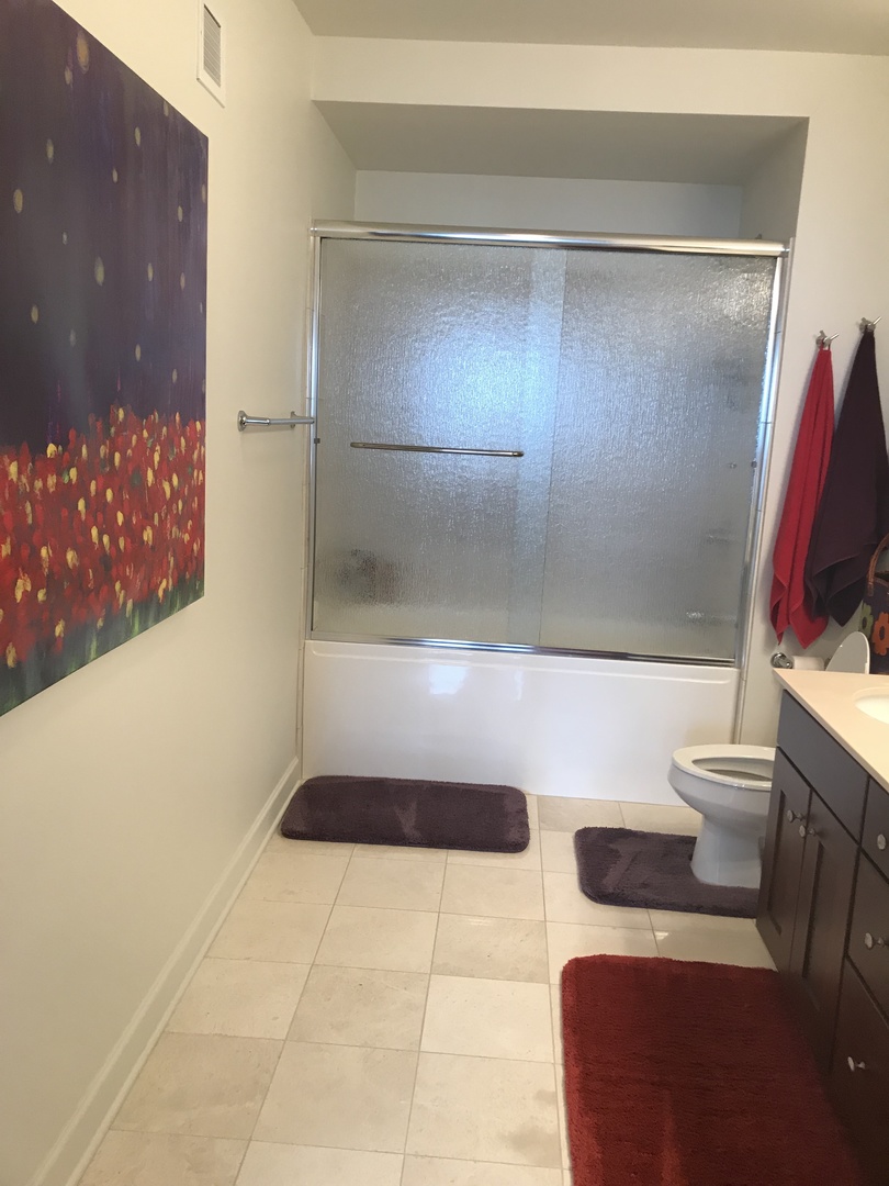 225 N Columbus Drive #6103 Chicago, Illinois 60601 - Image 10
