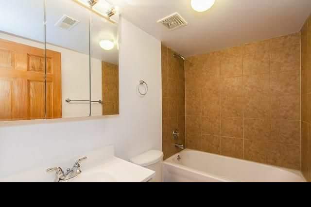 1171 E 61st Street #1 Chicago, Illinois 60637 - Image 11