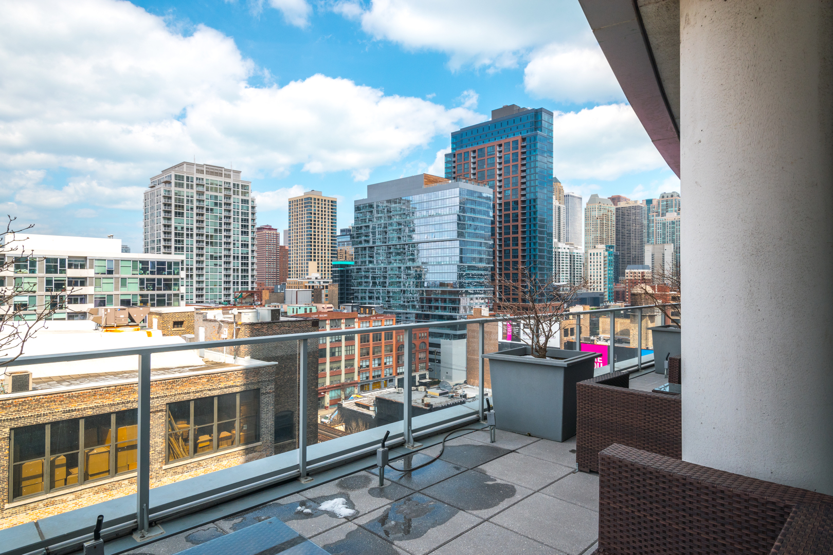303 W Ohio Street #2601 Chicago, Illinois 60654 - Image 16
