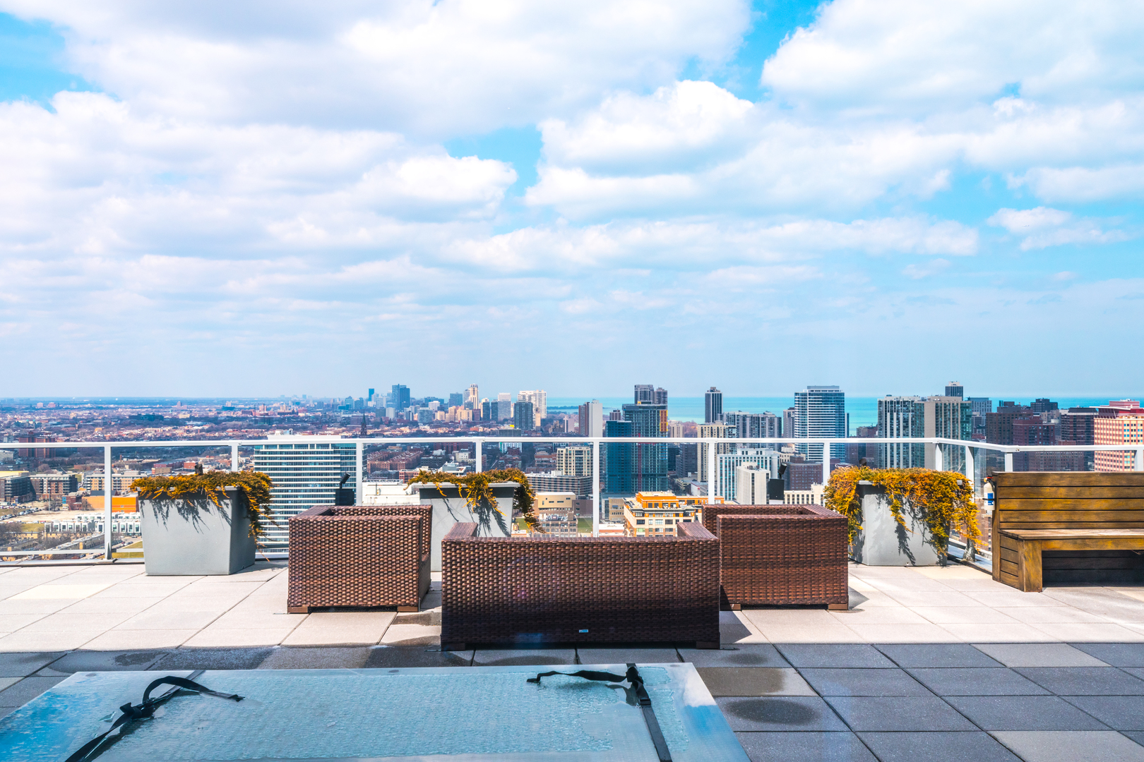303 W Ohio Street #2601 Chicago, Illinois 60654 - Image 17
