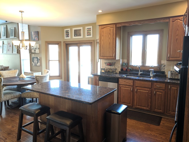 1110 Hilary Lane Cary, Illinois 60013 - Image 4
