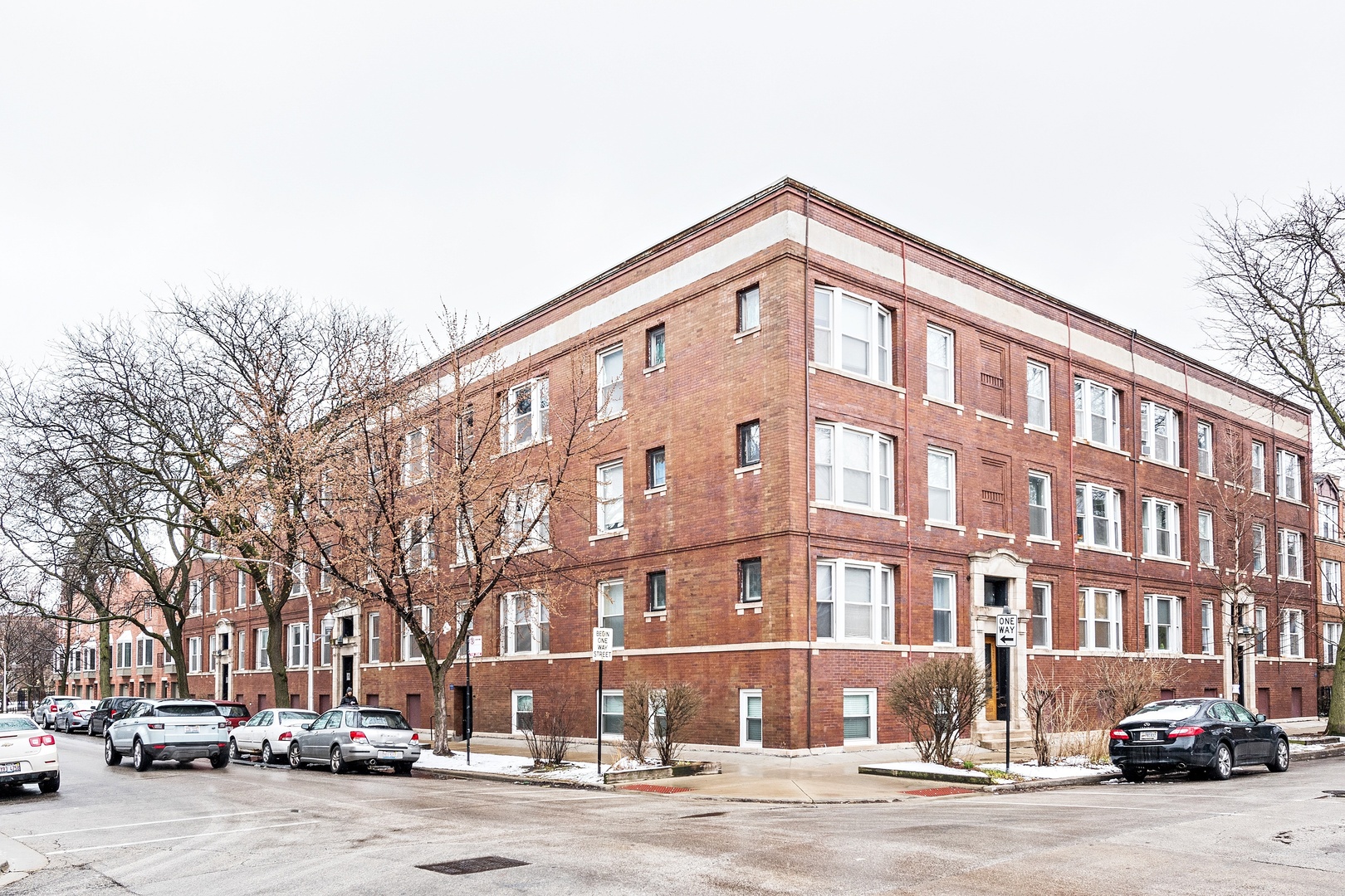 1059 W Berwyn Avenue 3 Chicago, IL 60640 MLS 09921446 properties