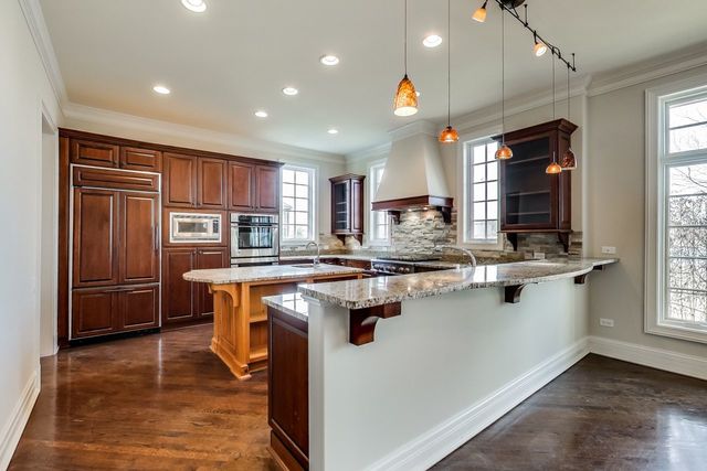 45 Willow Crest Drive #45 Oak Brook, Illinois 60523 - Image 10