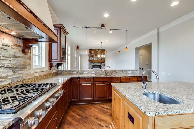 45 Willow Crest Drive #45 Oak Brook, Illinois 60523 - Image 11