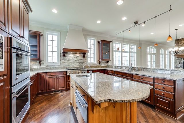 45 Willow Crest Drive #45 Oak Brook, Illinois 60523 - Image 12