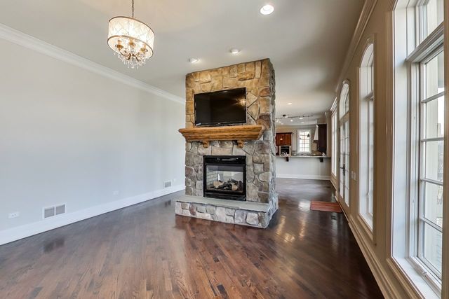 45 Willow Crest Drive #45 Oak Brook, Illinois 60523 - Image 16