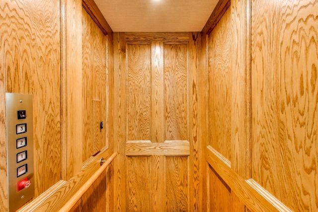 45 Willow Crest Drive #45 Oak Brook, Illinois 60523 - Image 19