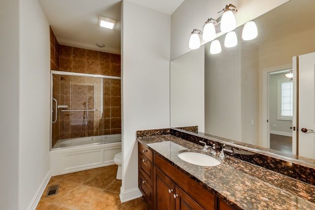 45 Willow Crest Drive #45 Oak Brook, Illinois 60523 - Image 23