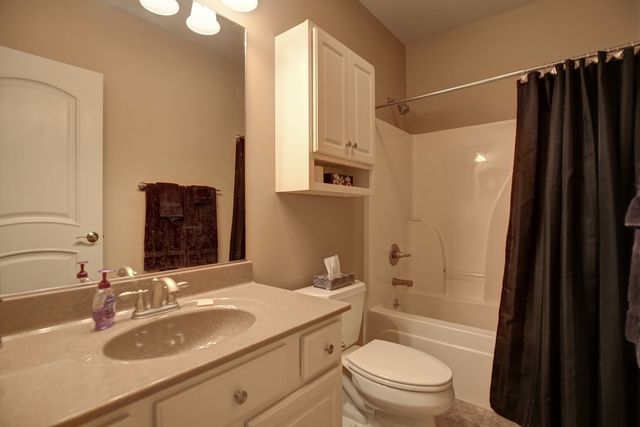 1809 Vale Street Champaign, Illinois 61822 - Image 61