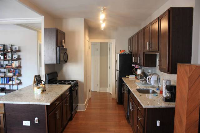 425 W Surf Street #804 Chicago, Illinois 60657 - Image 5