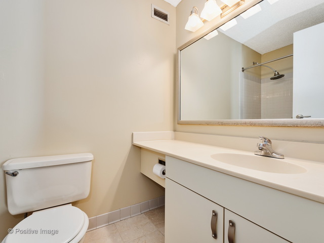 480 N Mcclurg Court #1120 Chicago, Illinois 60611 - Image 12