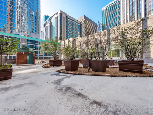 480 N Mcclurg Court #1120 Chicago, Illinois 60611 - Image 17