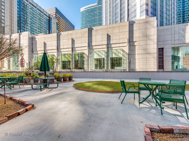 480 N Mcclurg Court #1120 Chicago, Illinois 60611 - Image 18