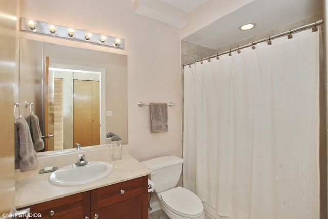 1444 N Orleans Street #5B Chicago, Illinois 60610 - Image 16