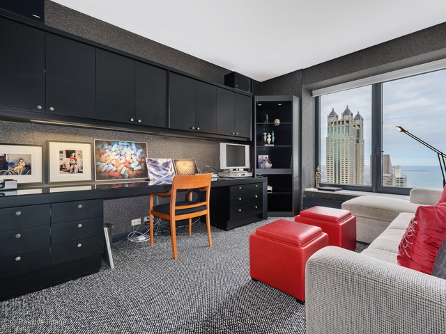 161 E Chicago Avenue #53F Chicago, Illinois 60611 - Image 21