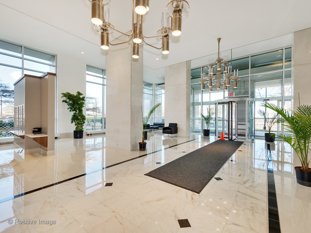 1550 N Lake Shore Drive #7E Chicago, Illinois 60610 - Image 2