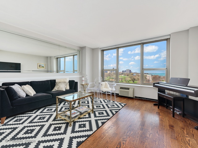 1550 N Lake Shore Drive #7E Chicago, Illinois 60610 - Image 3
