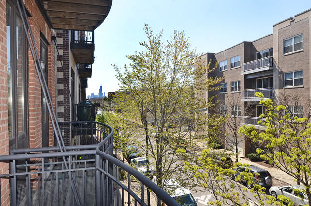 1885 N Winnebago Avenue #2W Chicago, Illinois 60647 - Image 12