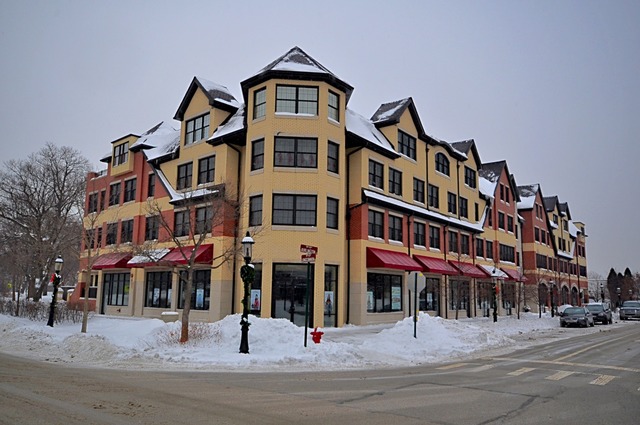 10 E Burlington Street #2H Riverside, Illinois 60546 - Image 1