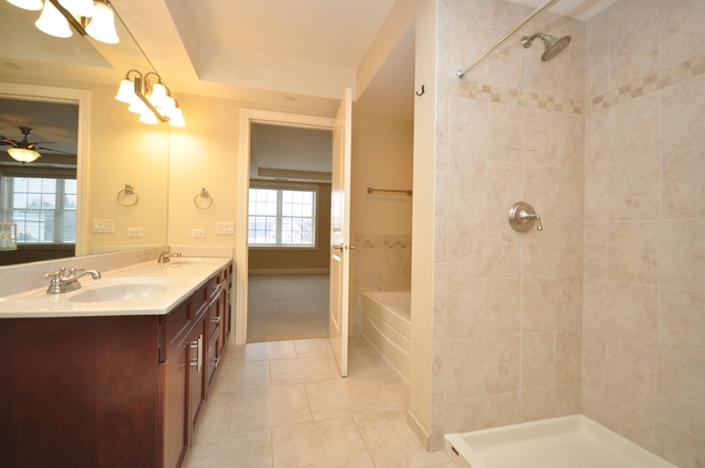 10 E Burlington Street #2H Riverside, Illinois 60546 - Image 13