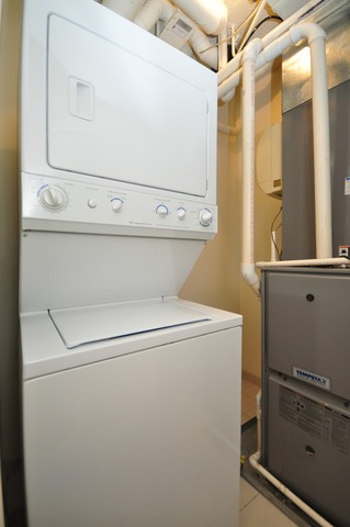 10 E Burlington Street #2H Riverside, Illinois 60546 - Image 19