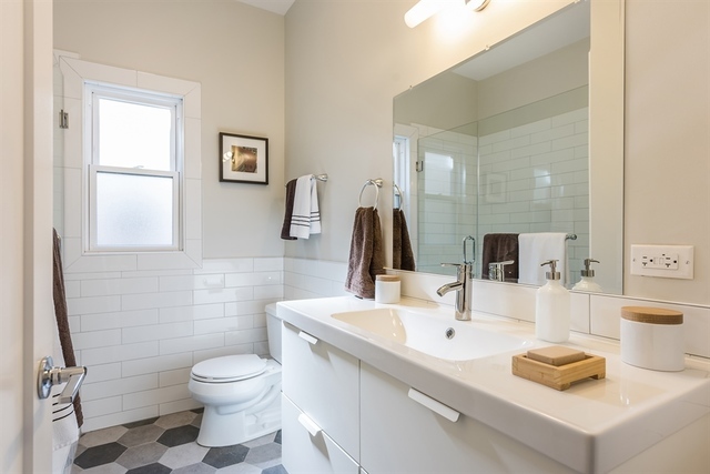 2434 N Avers Avenue #2 Chicago, Illinois 60647 - Image 19