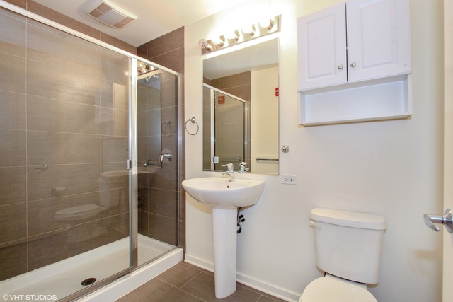 659 W Randolph Street #901 Chicago, Illinois 60661 - Image 10