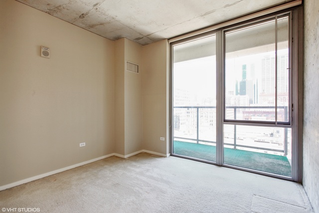659 W Randolph Street #901 Chicago, Illinois 60661 - Image 9