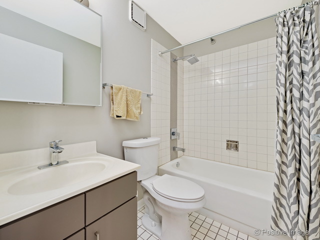 33 W Delaware Place #11G Chicago, Illinois 60610 - Image 11