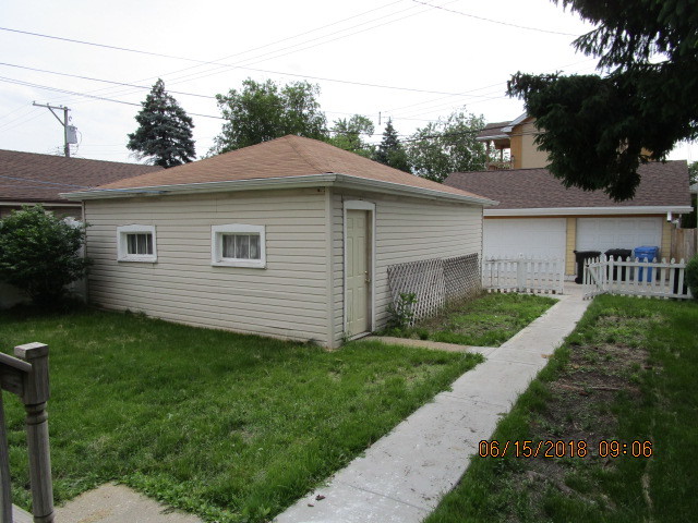 2915 N Oak Park Avenue Chicago, Illinois 60634 - Image 2