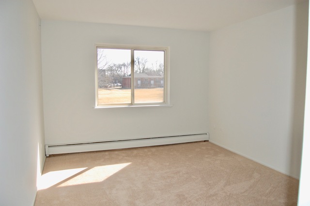 2411 E Olive Street #2C Arlington Heights, Illinois 60004 - Image 8