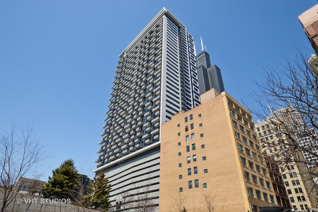 235 W Van Buren Street #4209 Chicago, Illinois 60607 - Image 1