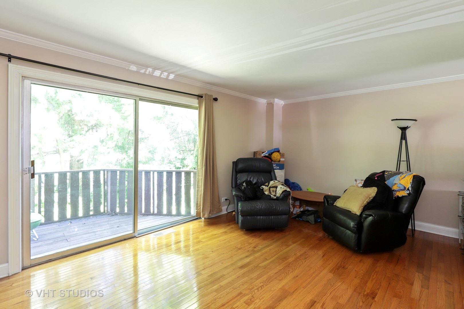 547 W Park Avenue #B Libertyville, Illinois 60048 - Image 2