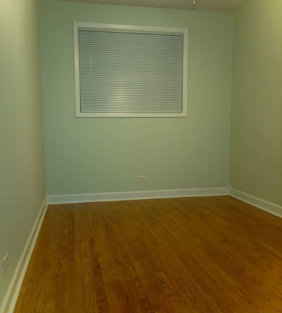 547 W Park Avenue #B Libertyville, Illinois 60048 - Image 23