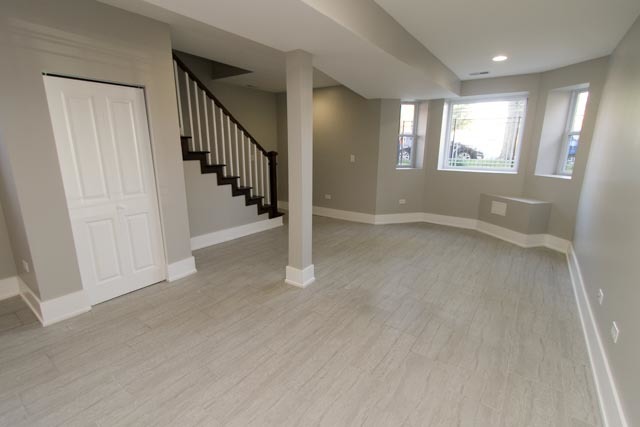 2536 N Linden Place Chicago, Illinois 60647 - Image 27